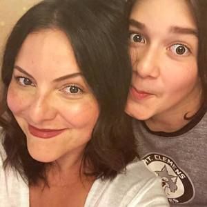 Meet your Posher, Maya